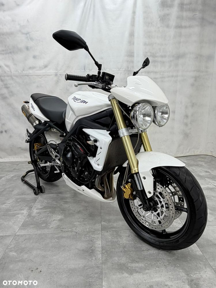Triumph Street Triple - 2