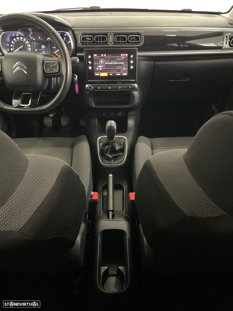 Citroën C3 1.2 PureTech Shine - 26