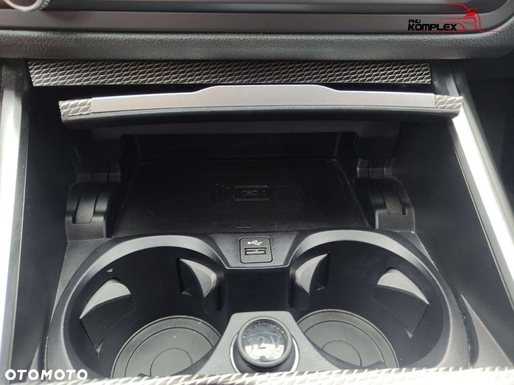 BMW Seria 3 - 39