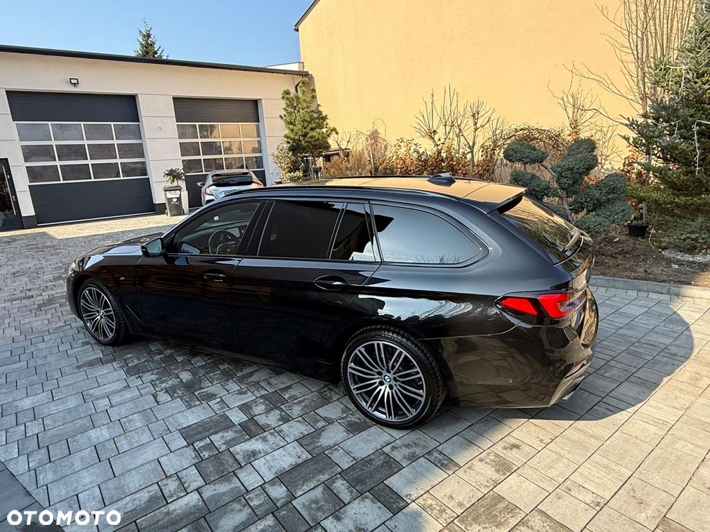 BMW Seria 5 530d xDrive M Sport sport - 25