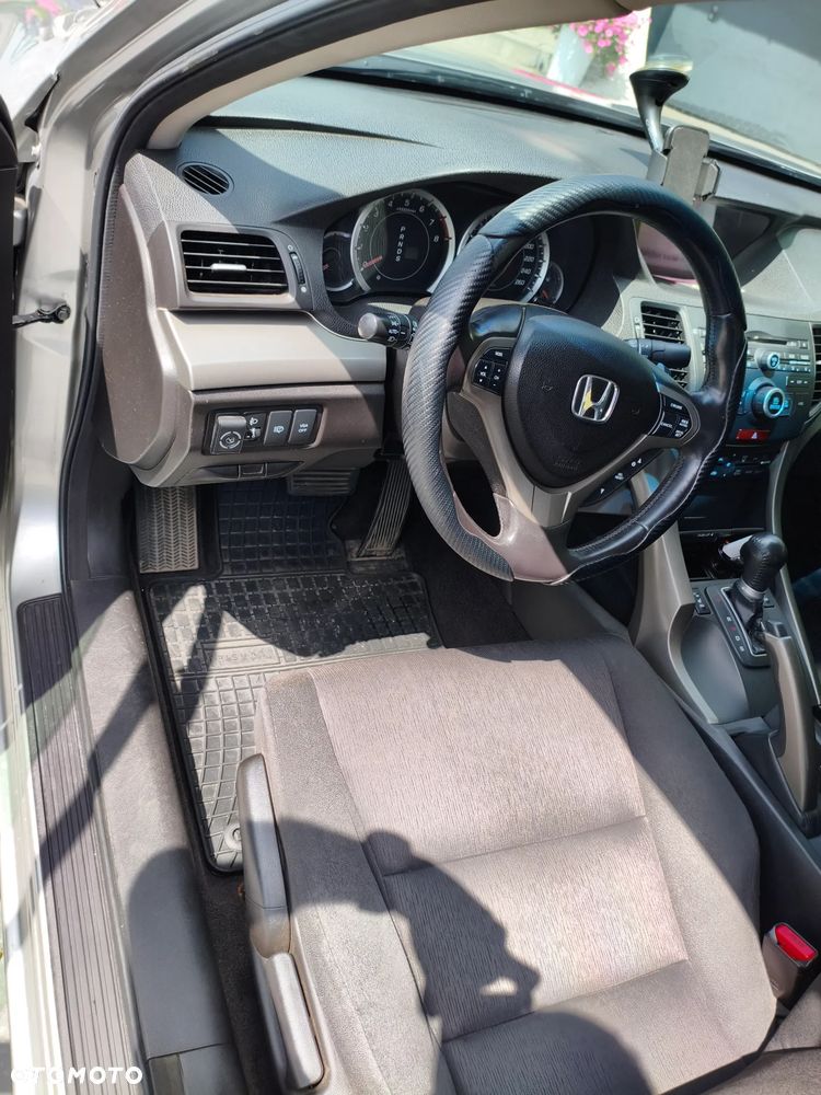 Honda CR-V 2.0i-VTEC 4WD Automatik Executive - 9