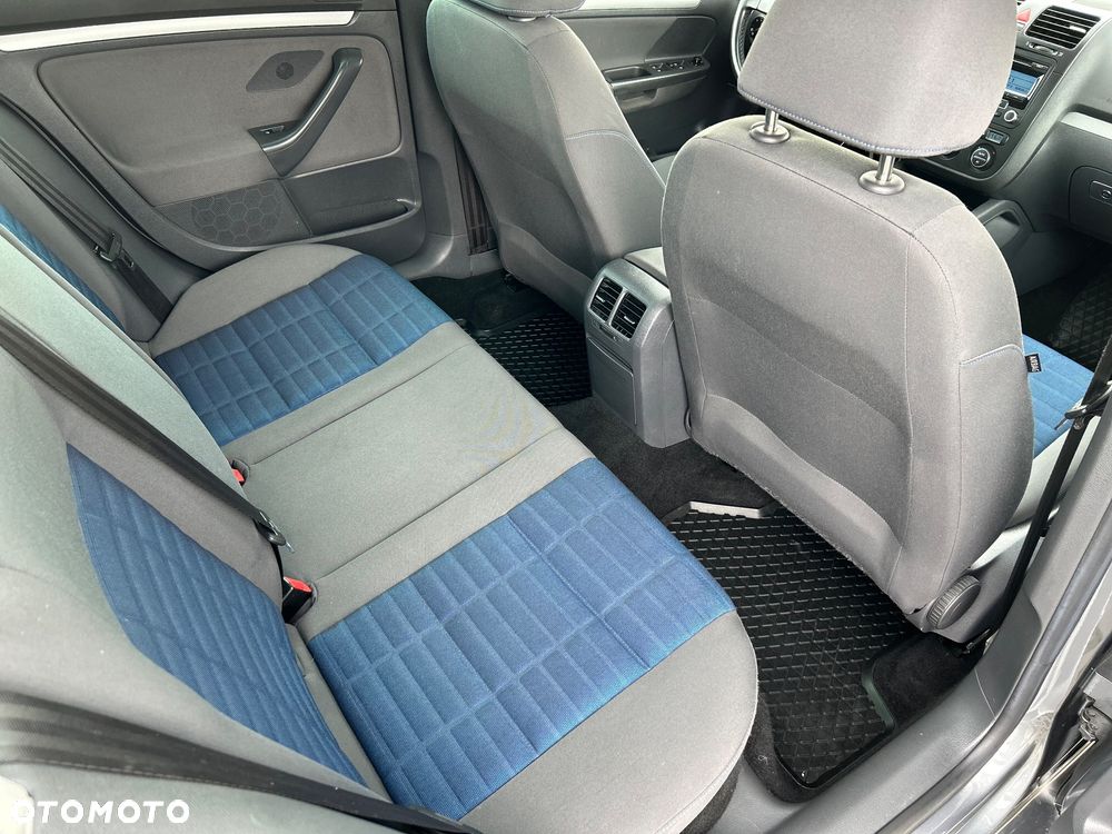 Volkswagen Golf 1.6 Tour Edition - 10