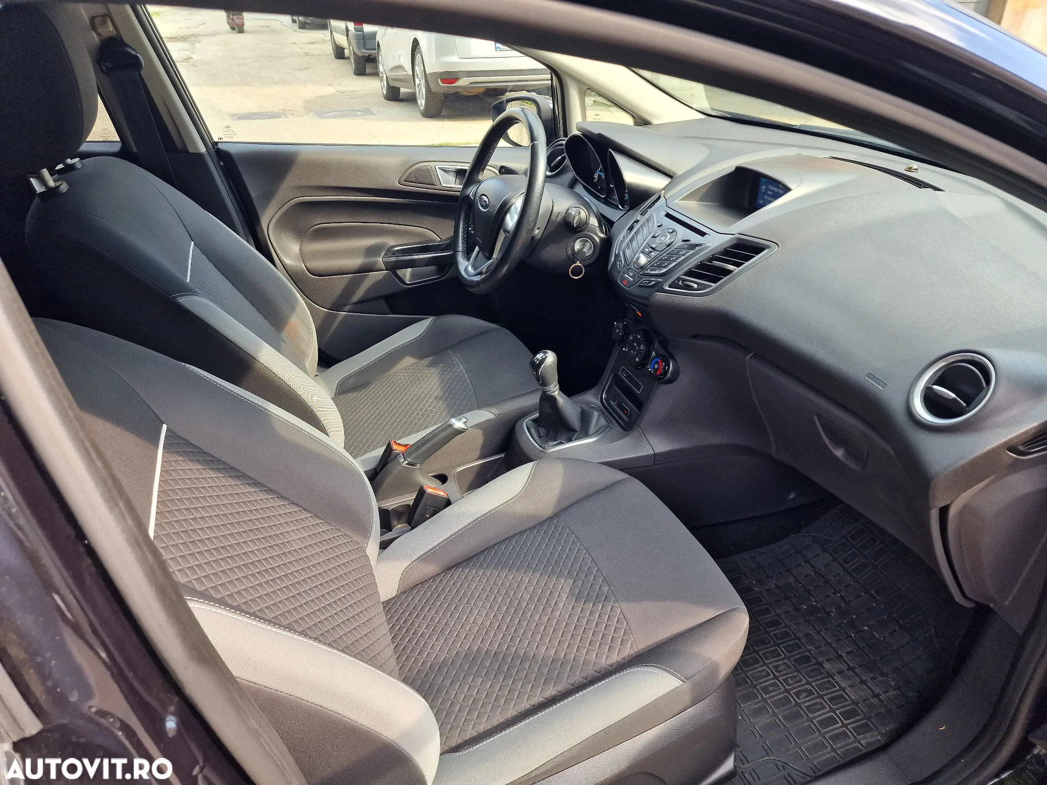 Ford Fiesta 1.0 EcoBoost S&S TITANIUM VIGNALE - 26