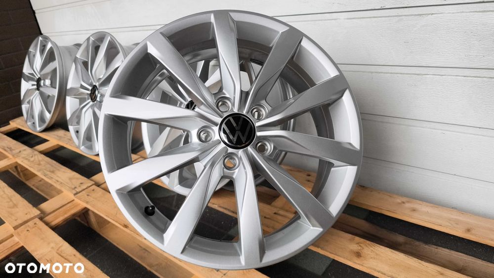 Felgi aluminiowe Vw Golf 7 6 Audi Skoda Seat 17" 5x112 Et48 (GD1220)