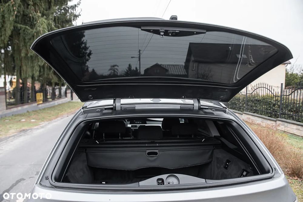 BMW Seria 5 525i - 8