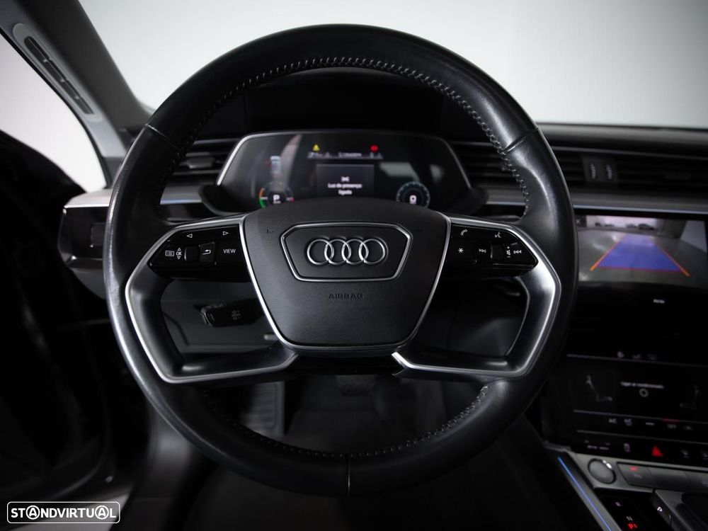 Audi e-tron 55 quattro - 17