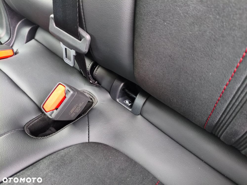 Ford Kuga 2.5 FHEV FWD ST-Line X - 32