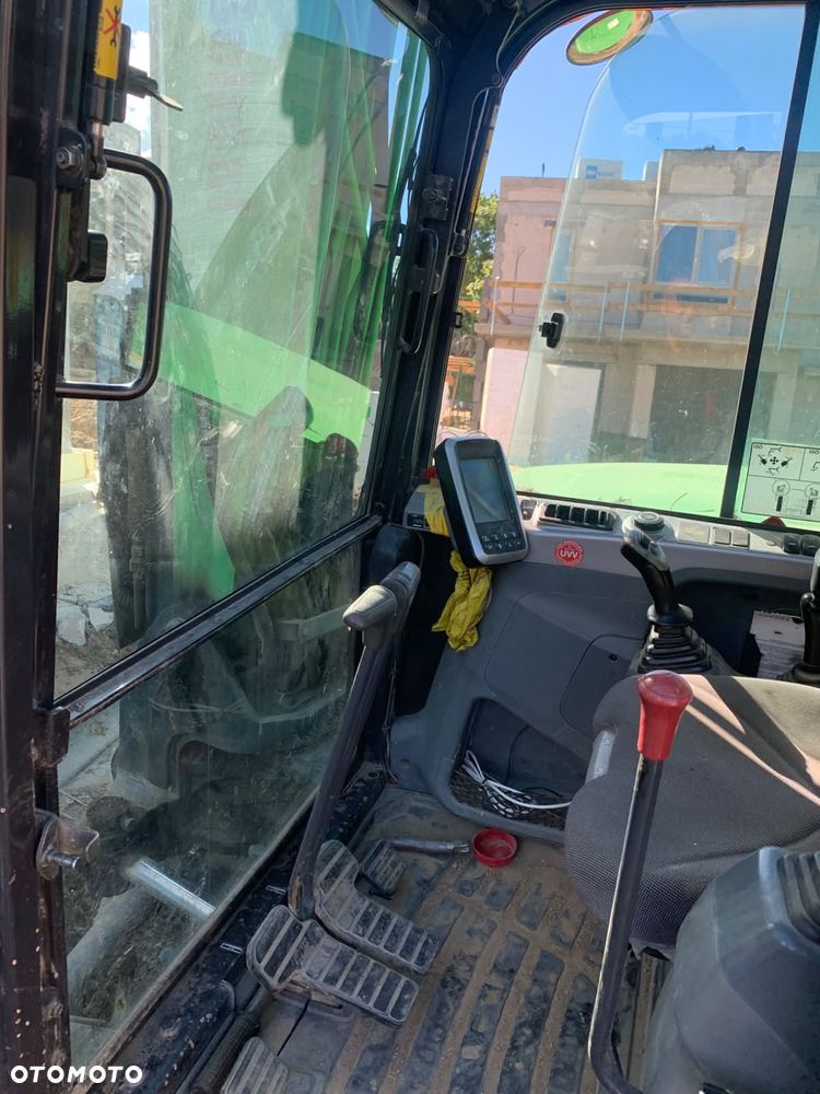 Bobcat E85 - 5