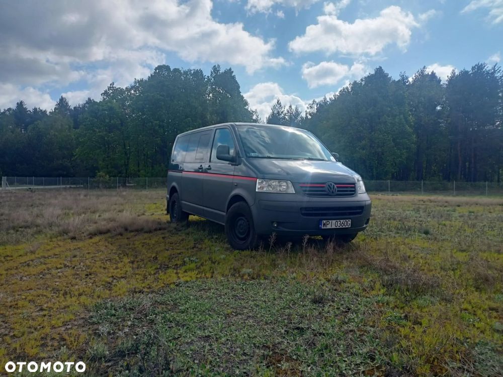 Volkswagen Caravelle - 6