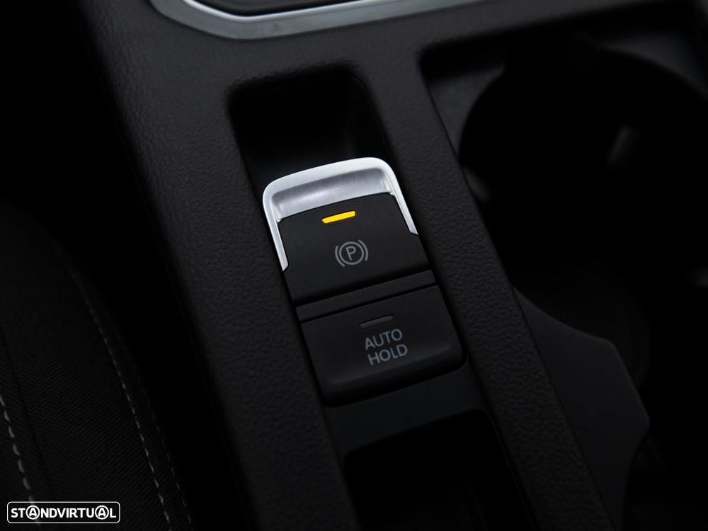 VW Passat Variant 1.5 TSI OPF DSG Business - 19