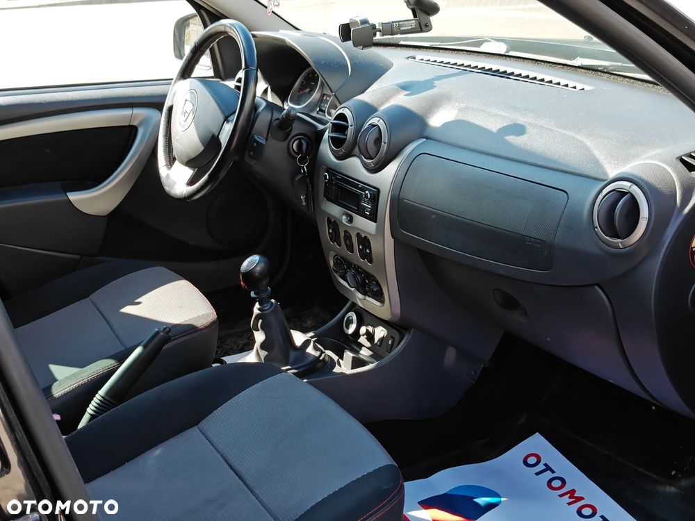 Dacia Duster 1.5 dCi Laureate 4x4 - 8