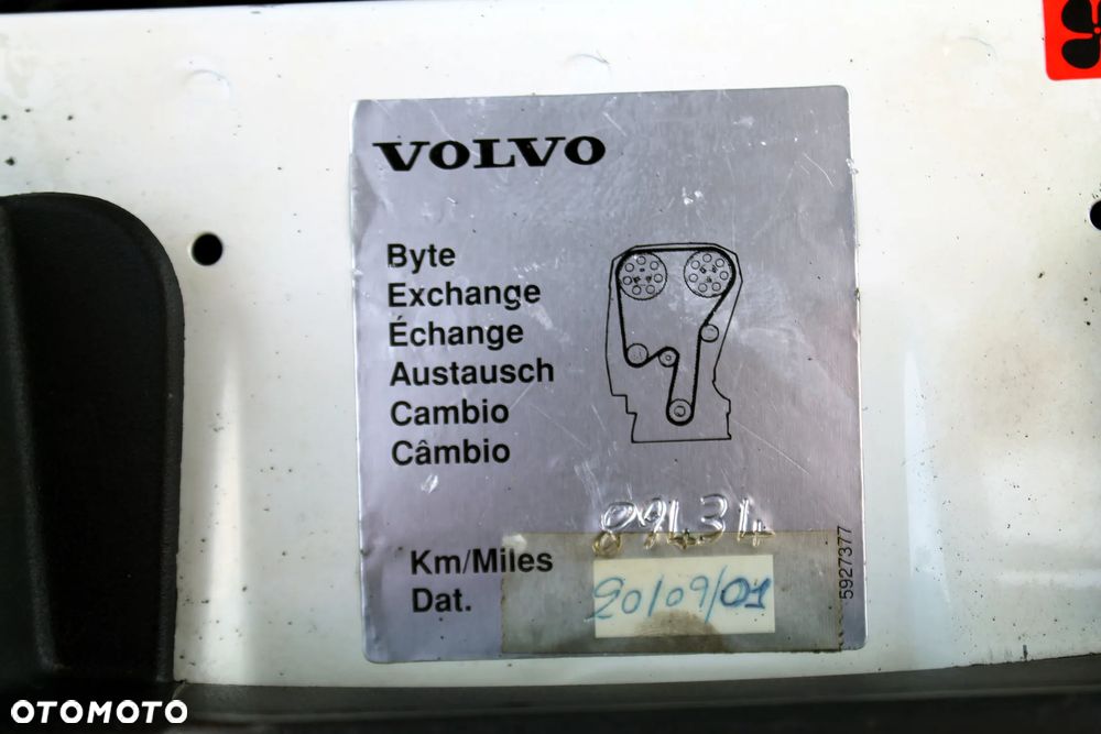 Volvo Seria 400 - 19