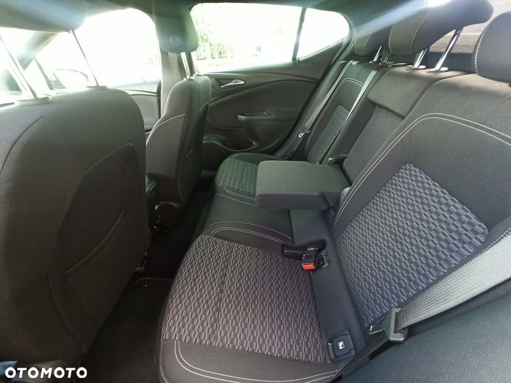 Opel Astra 1.4 Turbo Dynamic - 6