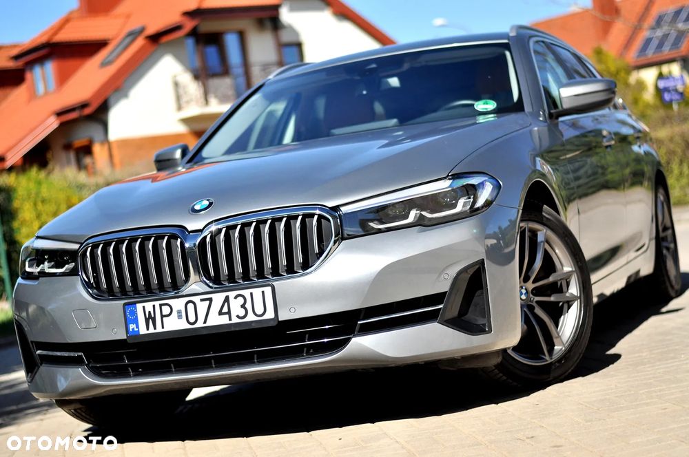 BMW Seria 5 520i - 39