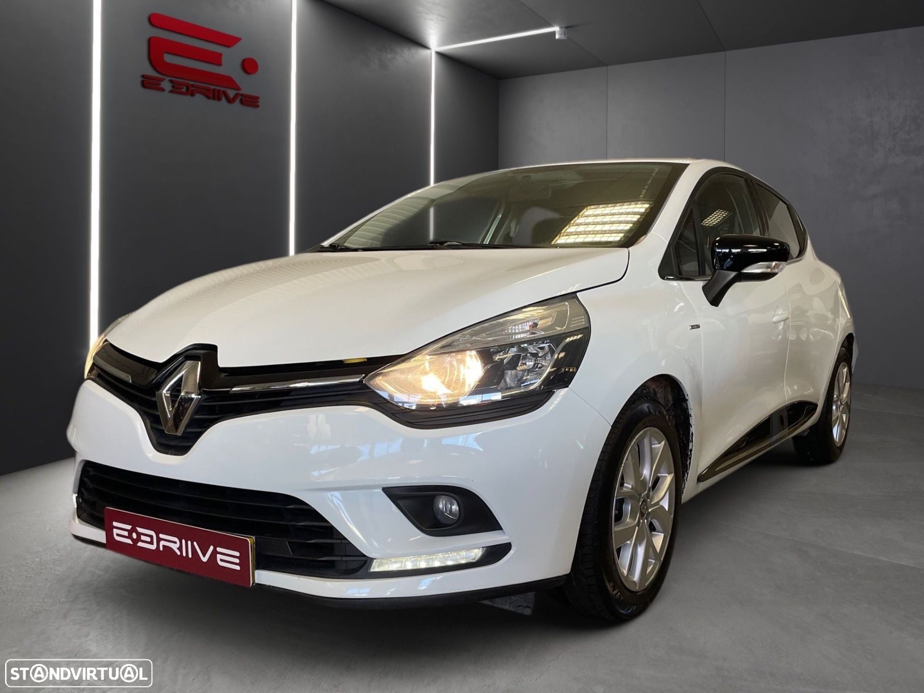 Renault Clio 0.9 TCe Limited - 1