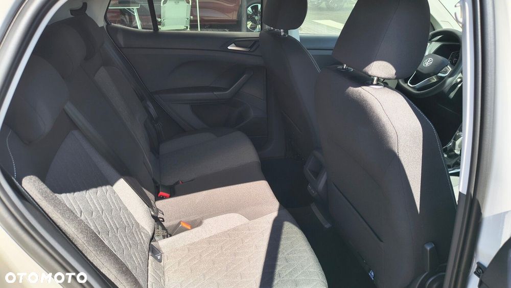 Volkswagen T-Cross - 27