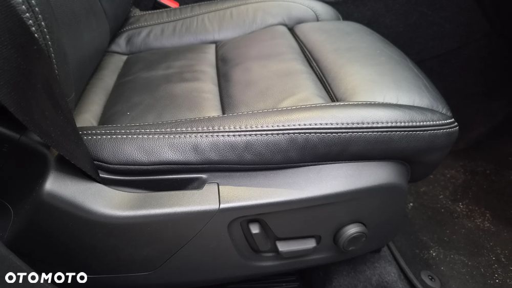 Volvo XC 40 - 12