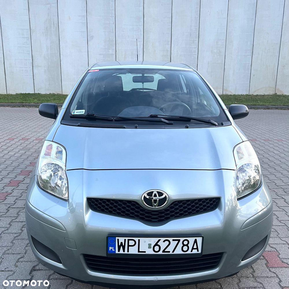 Toyota Yaris 1.33 Luna - 2