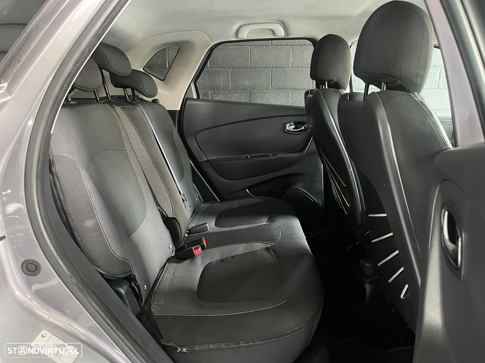 Renault Captur 1.5 dCi - 11