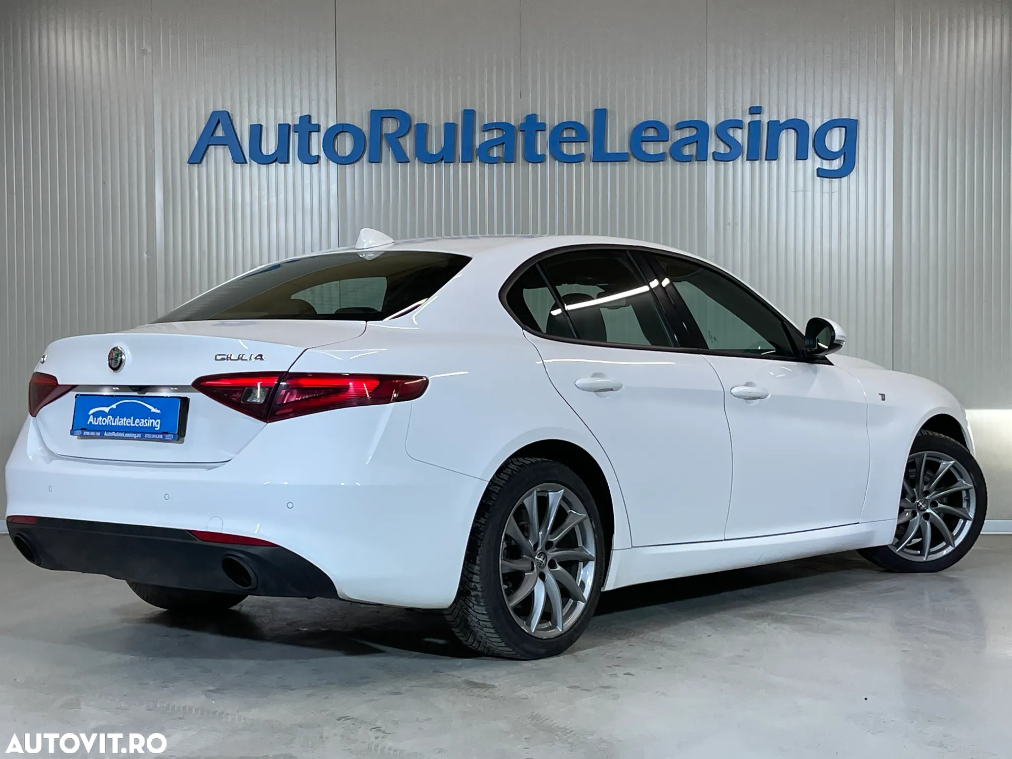 Alfa Romeo Giulia 2.0 Turbo AWD AT8 Ti - 3
