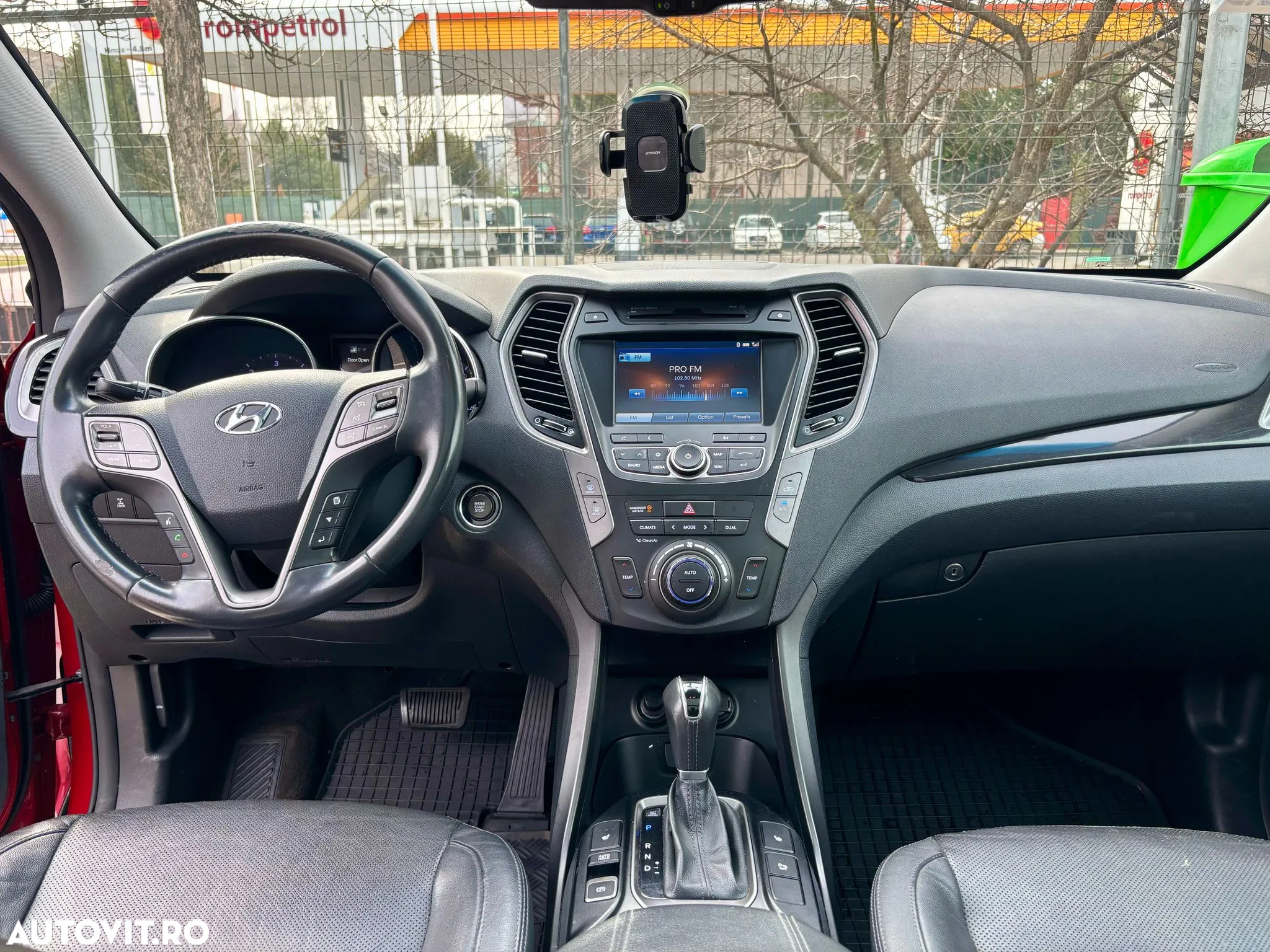 Hyundai Santa Fe - 5