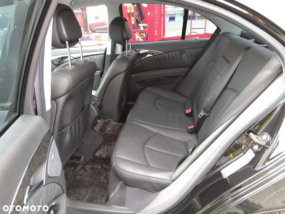 Mercedes-Benz Klasa E 350 4Matic Automatik Avantgarde - 6