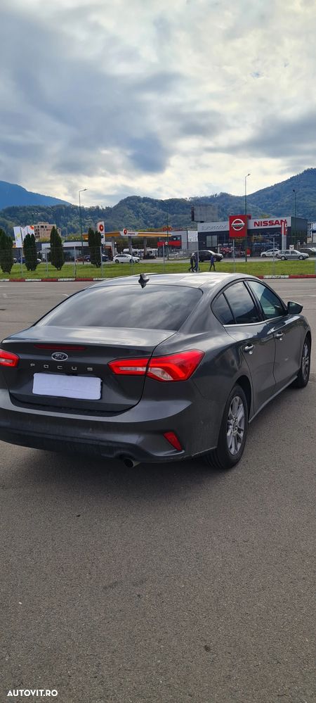 Ford Focus 1.5 EcoBlue 8AT Titanium X - 9