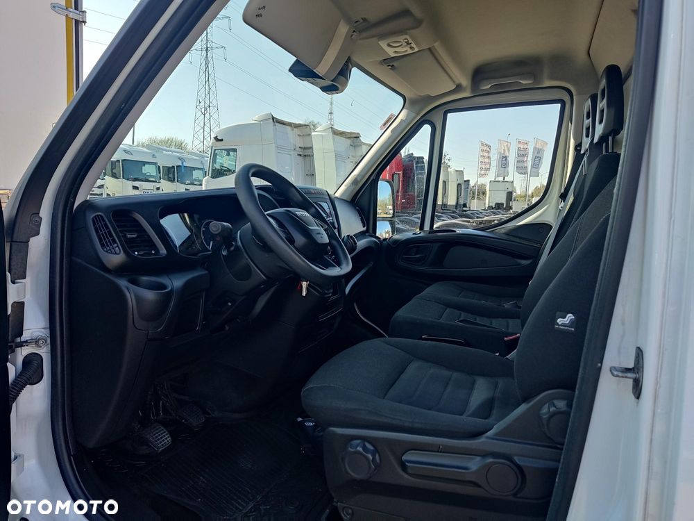 Iveco Daily 35s14 kontener meblowy - 9