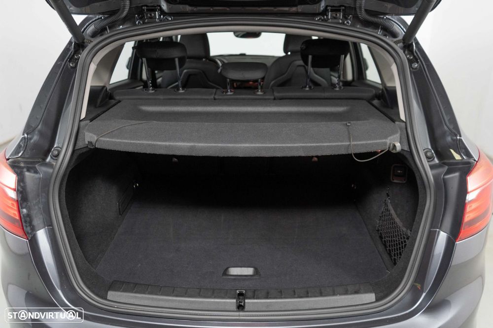 BMW 225xe Active Tourer Advantage - 13