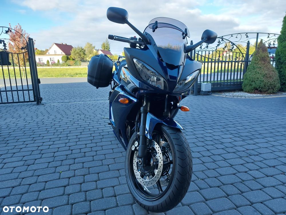 Yamaha FZ6 - 40