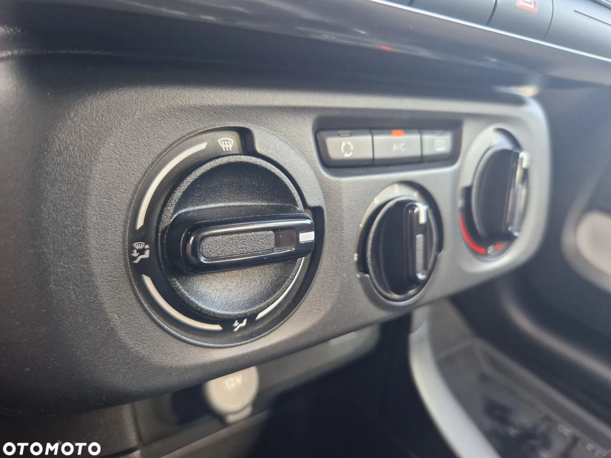 Citroën C3 1.2 PureTech Feel - 24