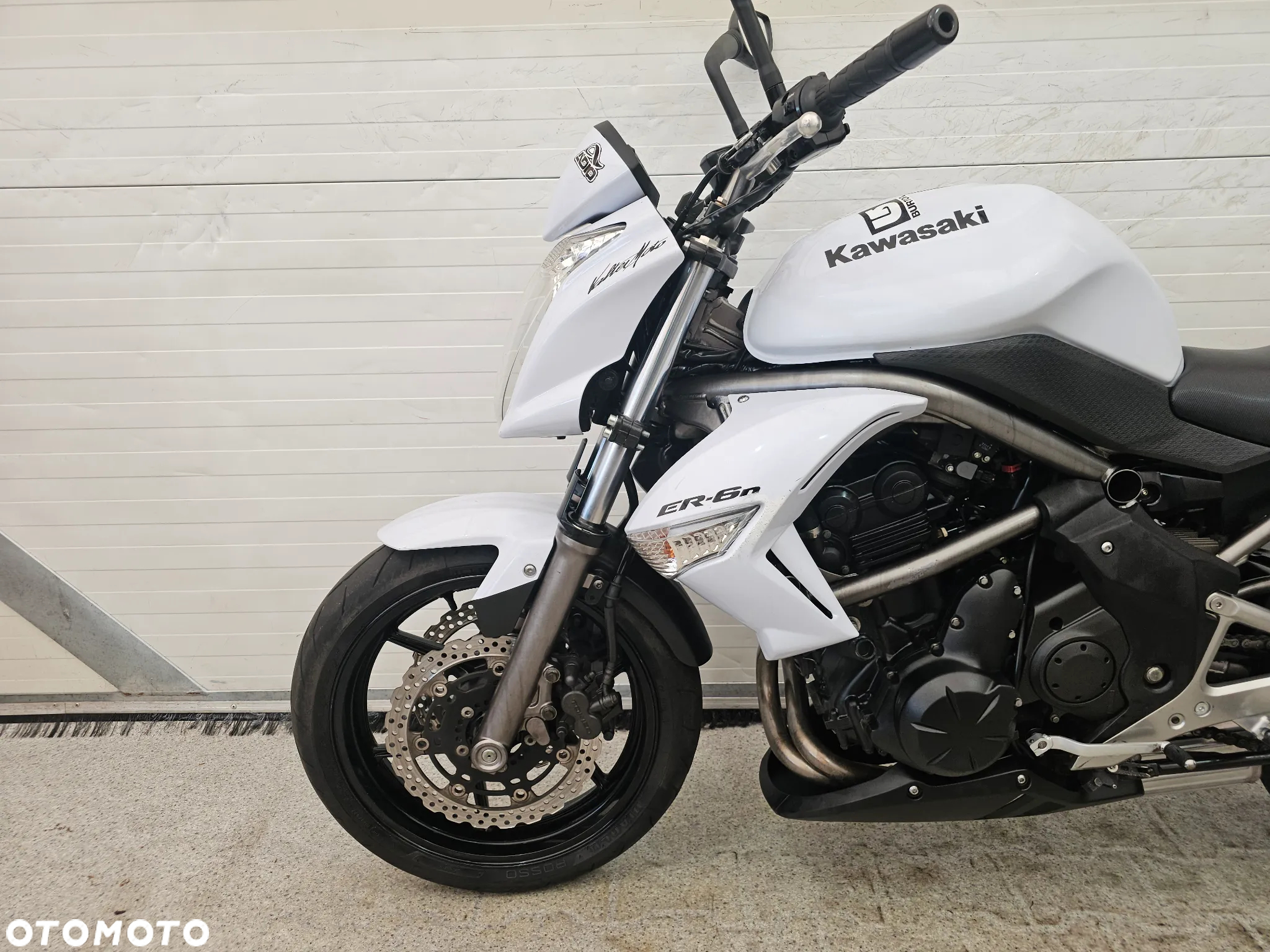Kawasaki ER - 9