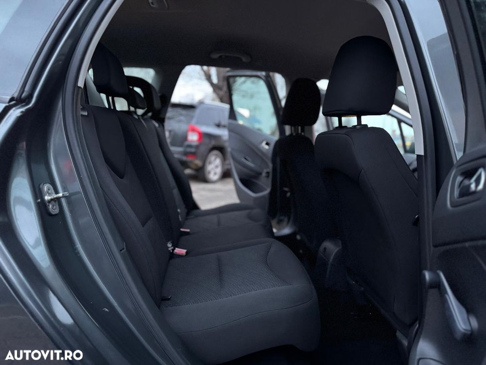Peugeot 308 - 7