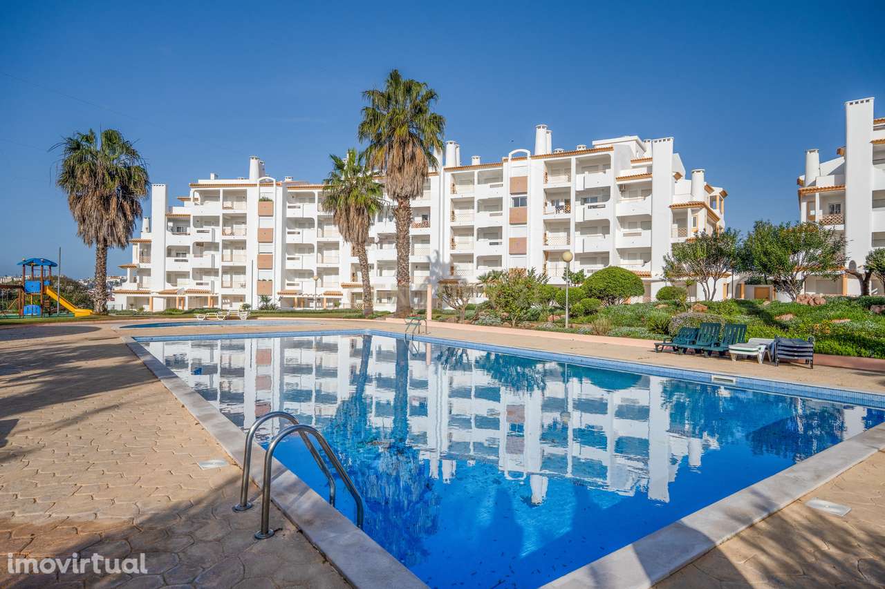 Magnífico apartamento T2 com elevador / Piscina e vista mar no coração - Grande imagem: 3/33