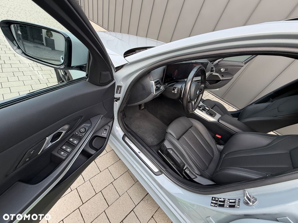 BMW Seria 3 320d xDrive mHEV M Sport - 34