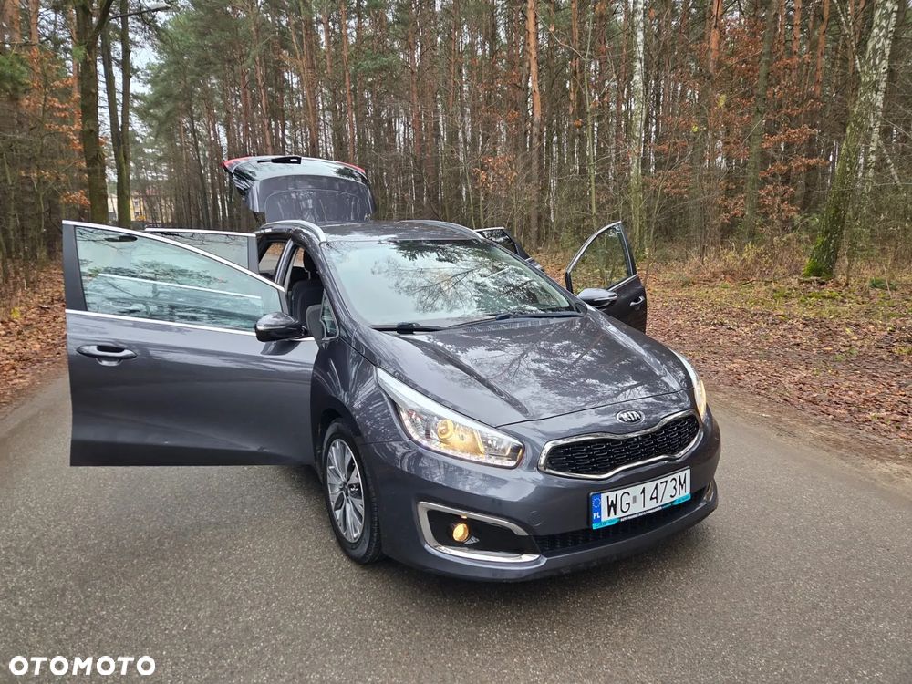 Kia Ceed 1.6 GDI Platinum Edition - 4