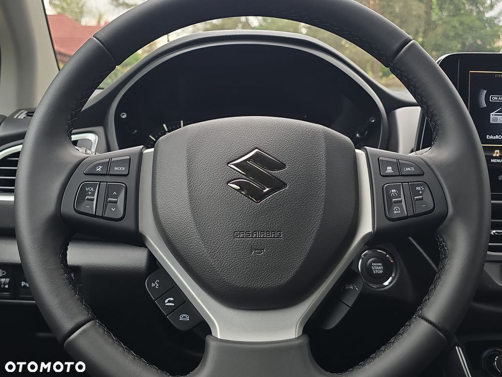 Suzuki S-Cross 1.4 BoosterJet mHEV Premium Plus SP - 16