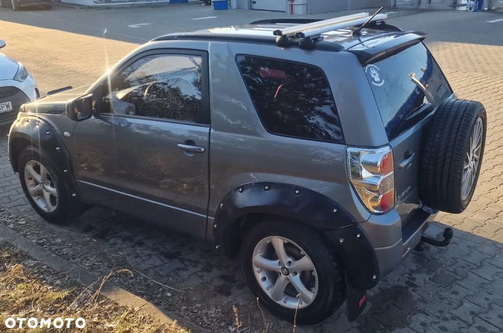 Suzuki Grand Vitara 1.6 - 2