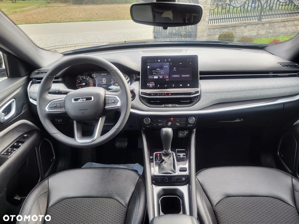 Jeep Compass - 16