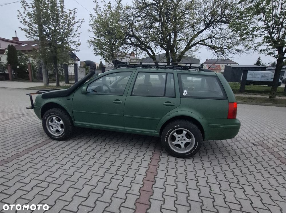 Volkswagen Golf - 2