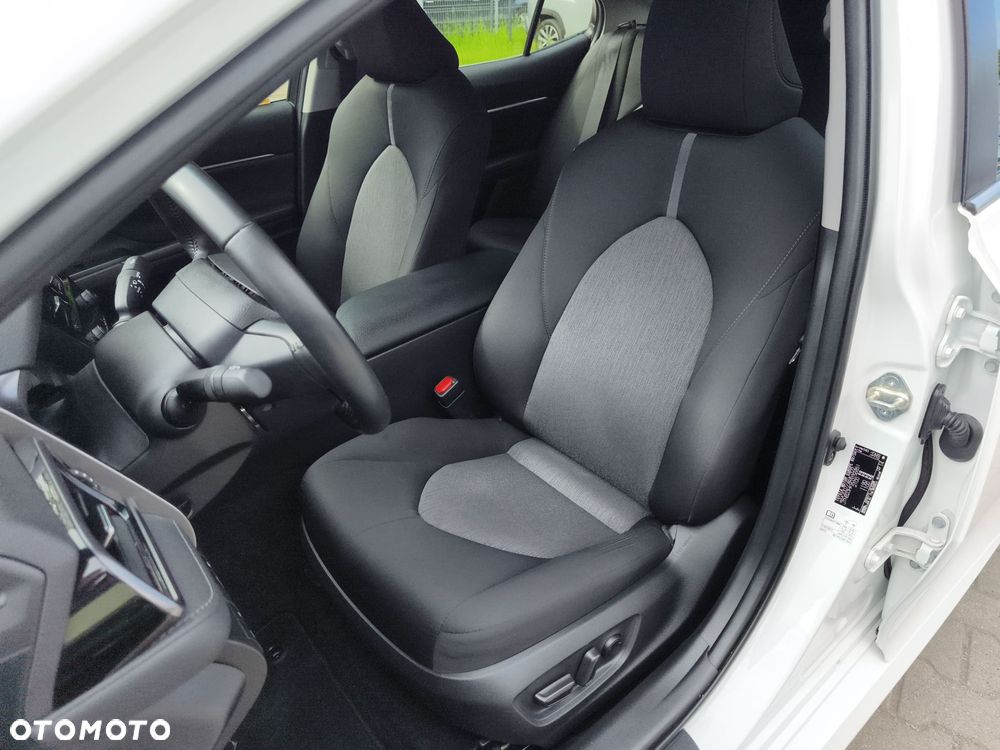 Toyota Camry 2.5 Hybrid Comfort CVT - 20