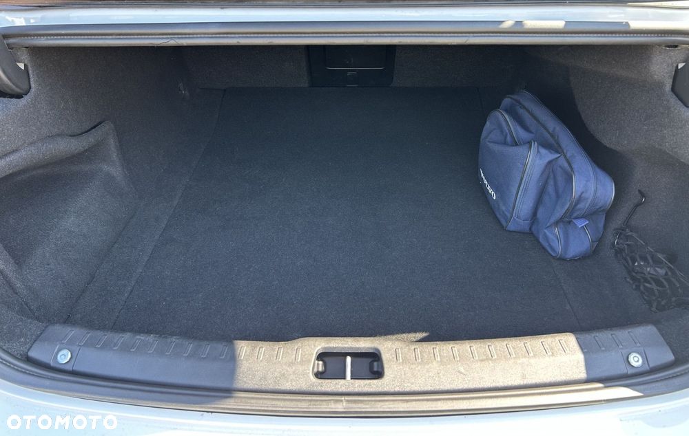 Volvo S90 - 24