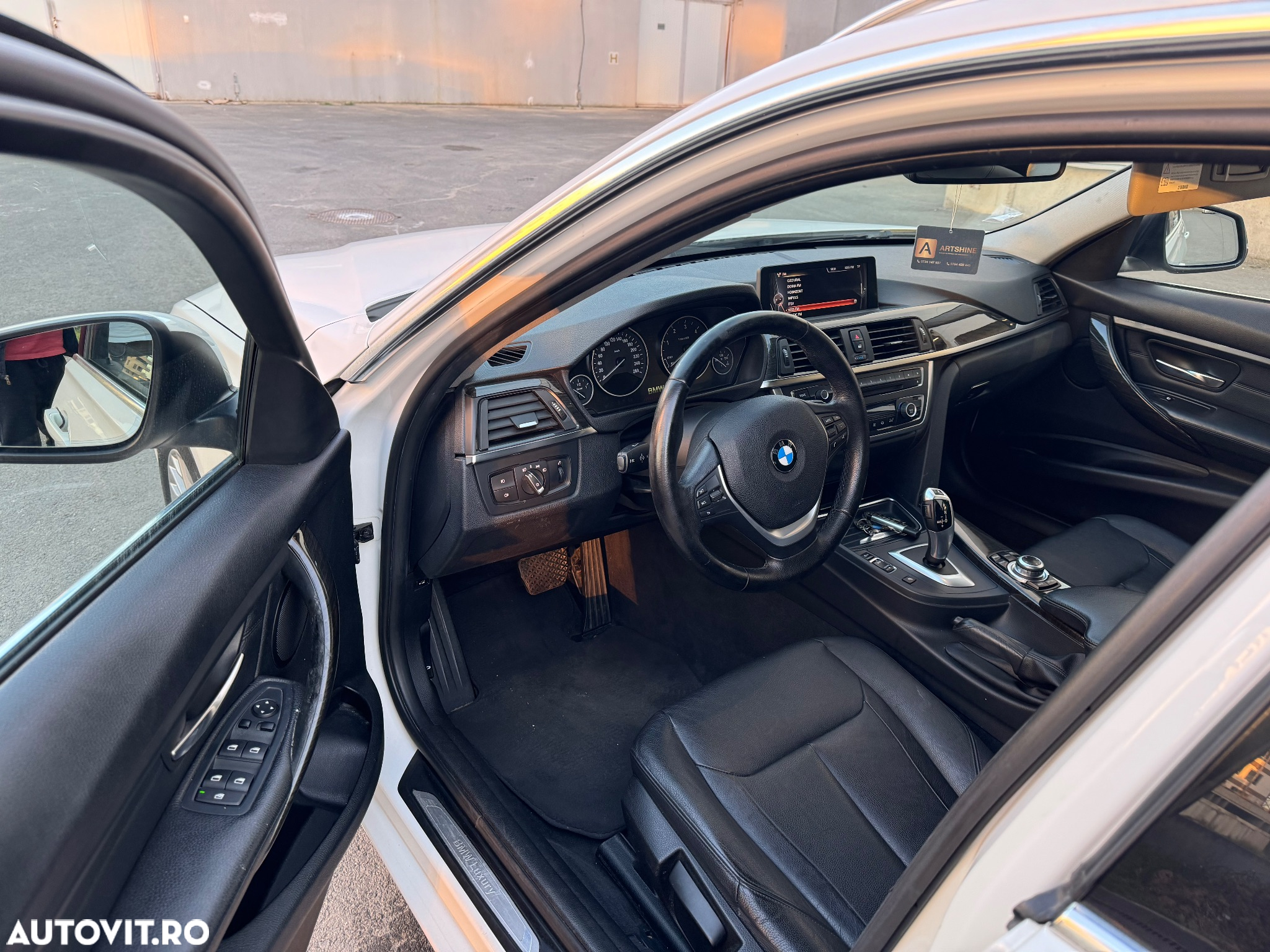 BMW Seria 3 320d Aut. Luxury Line - 5