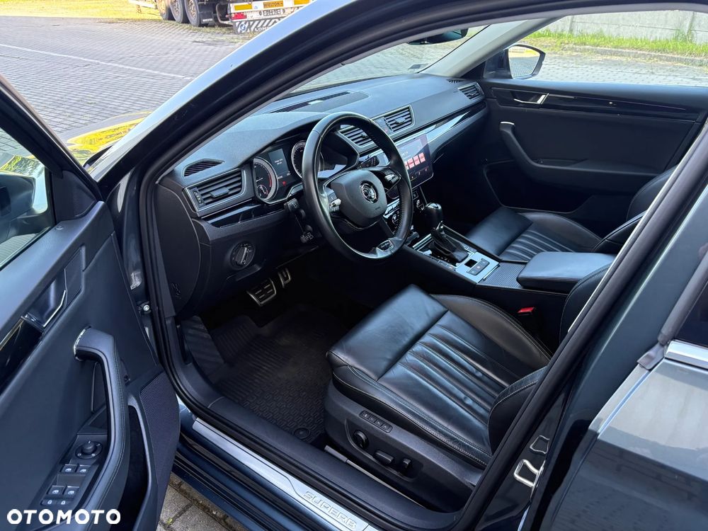 Skoda Superb 2.0 TDI SCR 4x4 L&K DSG - 4
