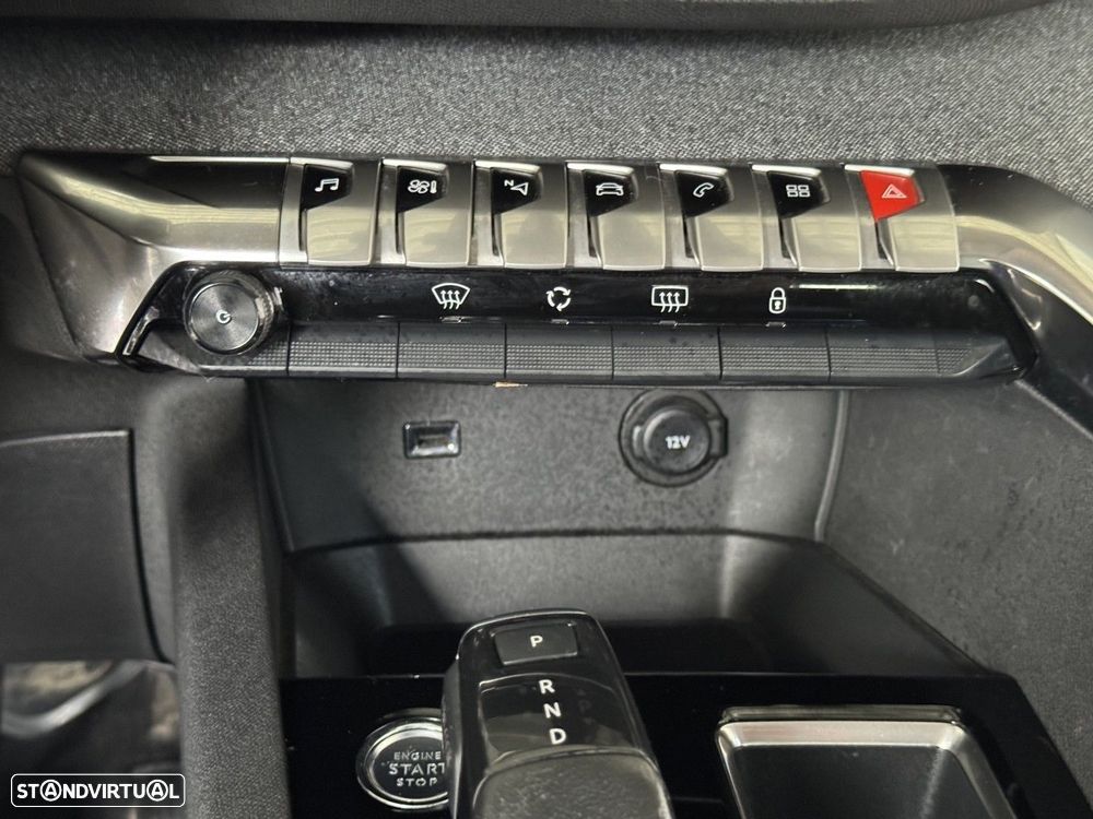Peugeot 3008 1.5 BlueHDi Allure Pack EAT8 - 14