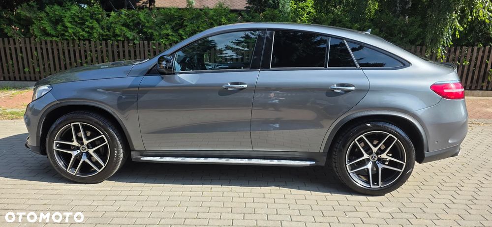 Mercedes-Benz GLE 350 d 4-Matic - 25