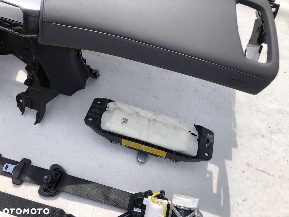 MERCEDES EQC W293 DESKA KONSOLA KOKPIT PULPIT PÓŁKA PARAPET PODUSZKI AIRBAG PASY PAS SKÓRA okazja DASHBOARD SEAT BELTS - 6