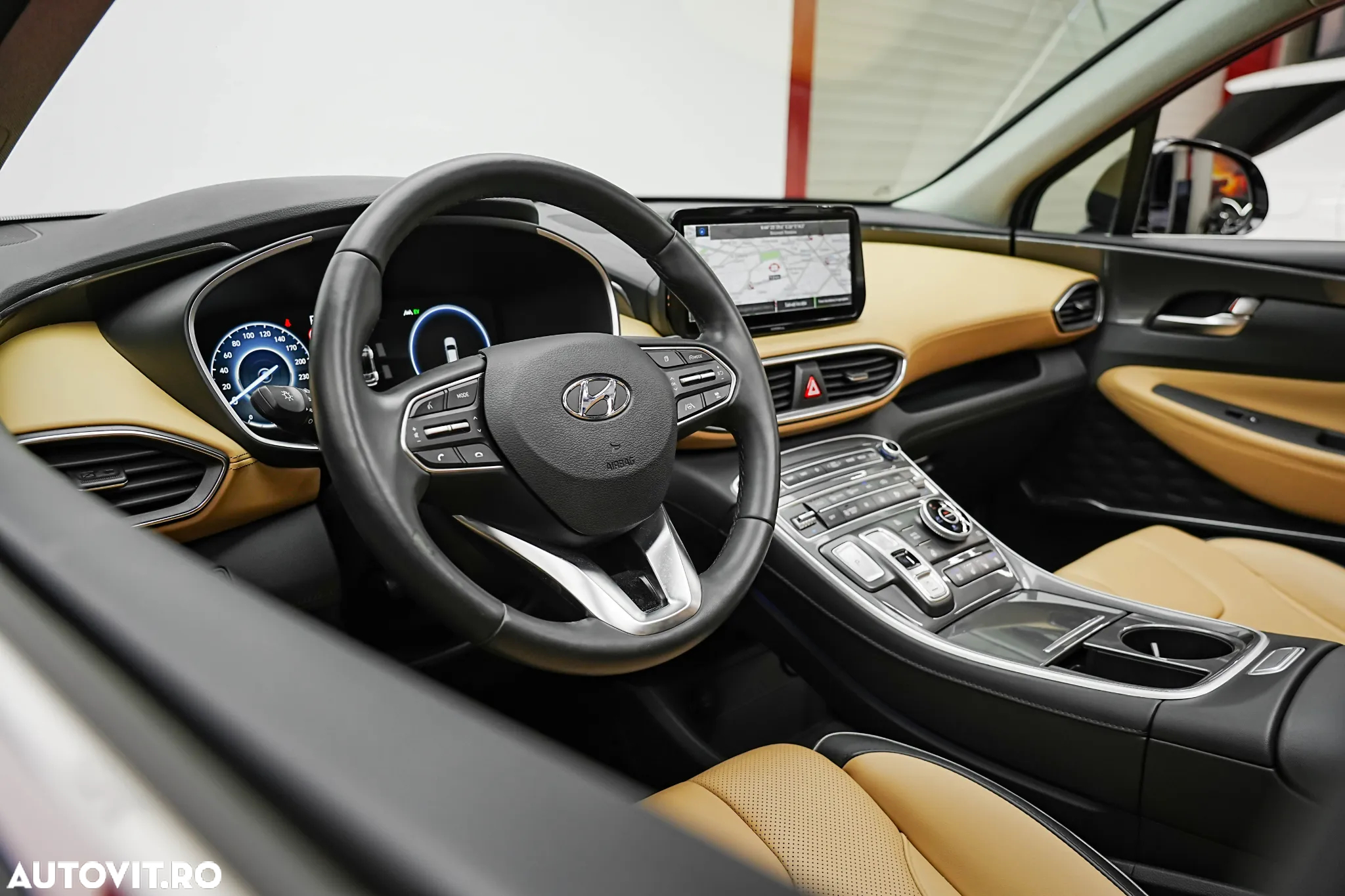 Hyundai Santa Fe Plug-in Hybrid 1.6 l 265 CP 4WD 6AT Luxury - 18