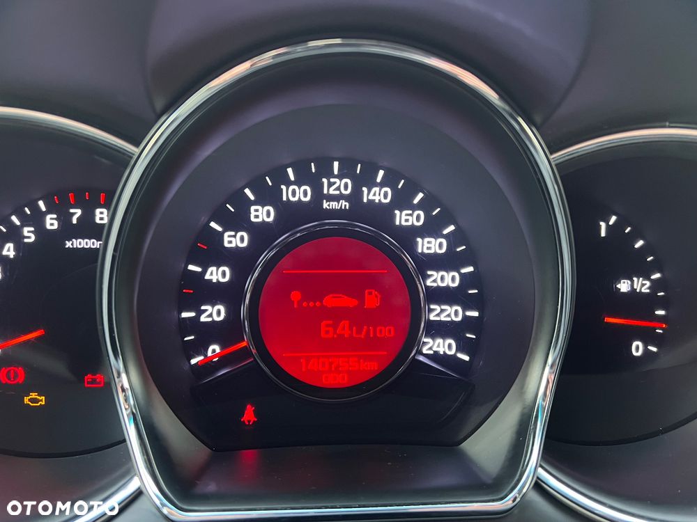 Kia Ceed - 14