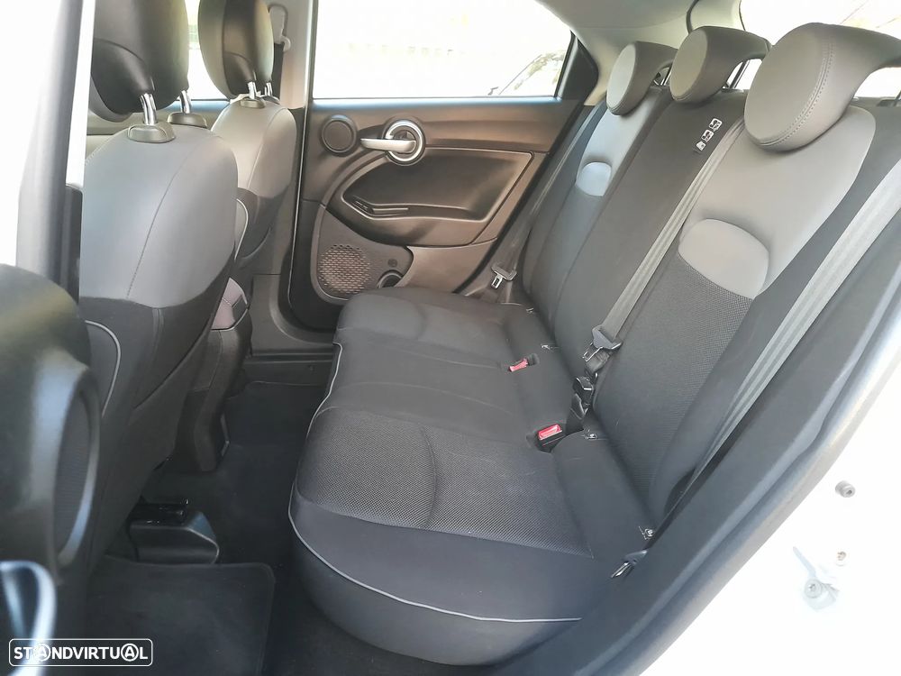 Fiat 500X 1.3 MJ Lounge S&S - 10